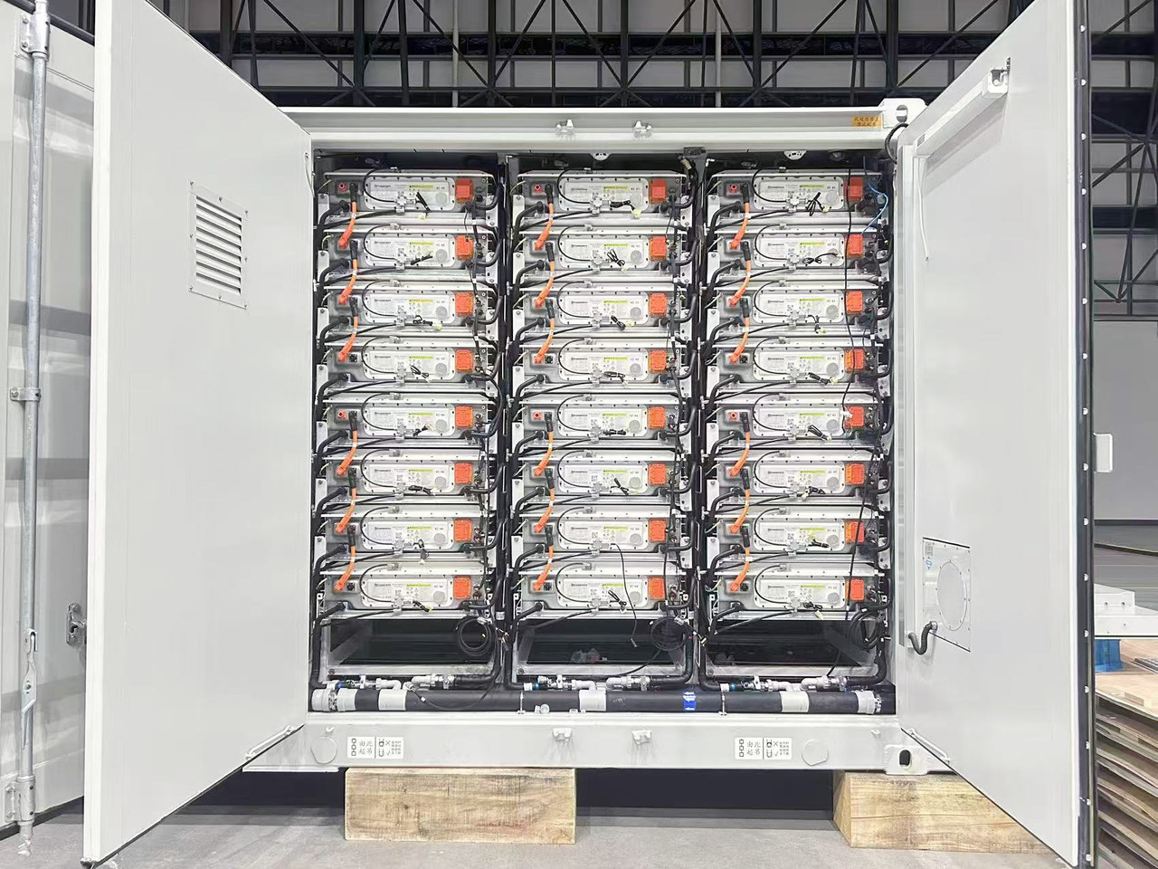 Liniotech 5MWh Liquid Cooling BESS | Advanced Energy Storage System