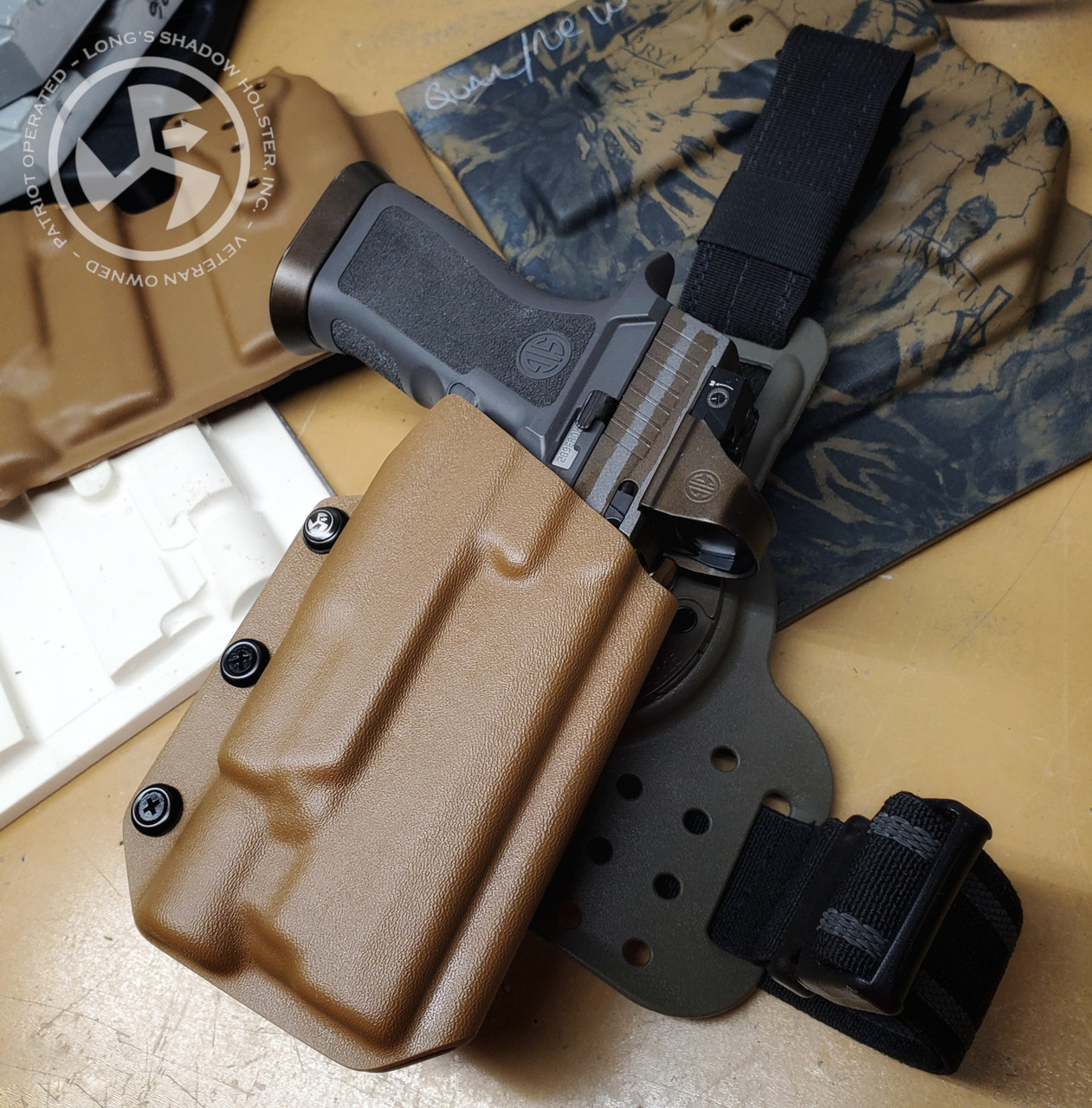 The Huron Holster - Long's Shadow Holster, Inc.