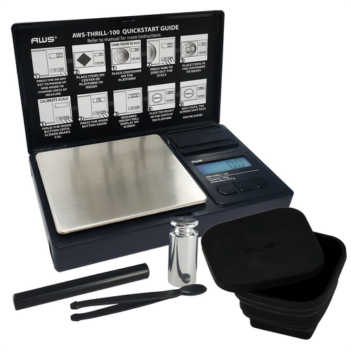 Compact pocket weighing scale with protective cover