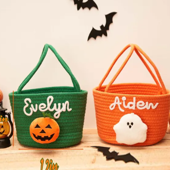 Halloween treat bag, Halloween Basket, Halloween Tote, Trick-or-treat basket