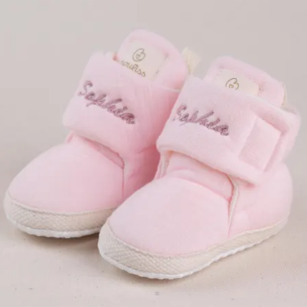 Personalized Baby Booties a?? Baby Shower Gift