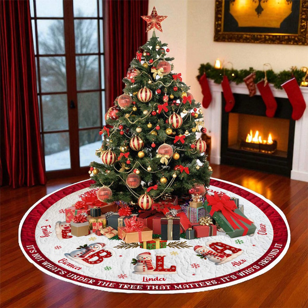 Personalized Christmas Tree Skirt, Custom Name Family Christmas Tree Skirts