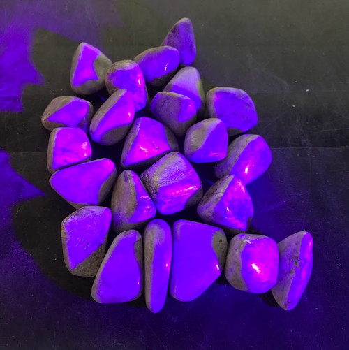 Hackmanite Tumbled Stones TS 1"