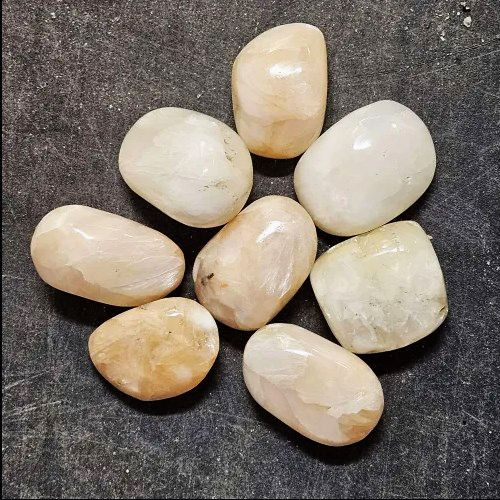 Zeolite Stilbite Tumbled Stone 1"