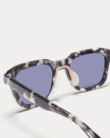 Article One Avalon BLACK HAVANA w/GREY POLARIZED LENS Detail