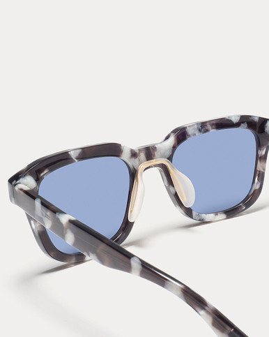 Article One Avalon BLACK HAVANA w/BLUE NON-POLARIZED LENS Detail