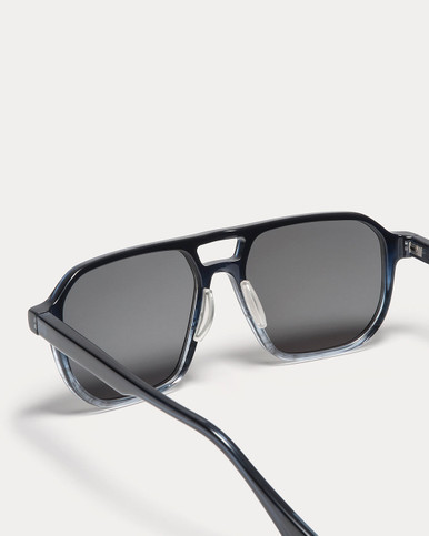Article One Mystic Navy w/Dark Grey Cr39 Polarized Lens Detail