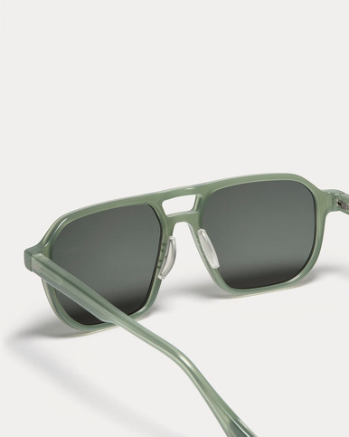 Article One Mystic Sea Glass w/G15 Cr39 Polarized Lens Detail