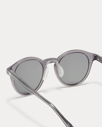 Article One Meadow Grey w/Dark Grey Cr39 Polarized Lens Detail