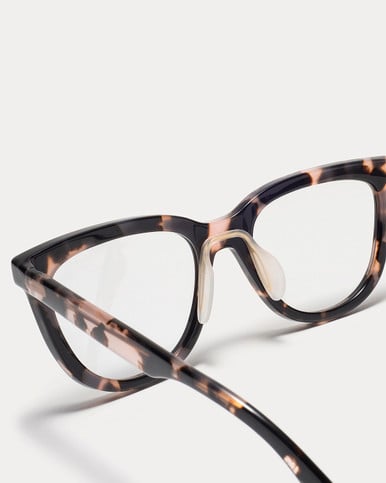 Article One Emeline Violet Tortoise w/Grey Photochromic Polarized Lens Detail