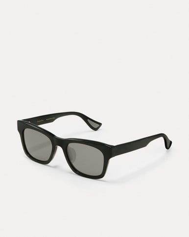 Article One Barron Green Marble w/Grey Polarized Lens Angled