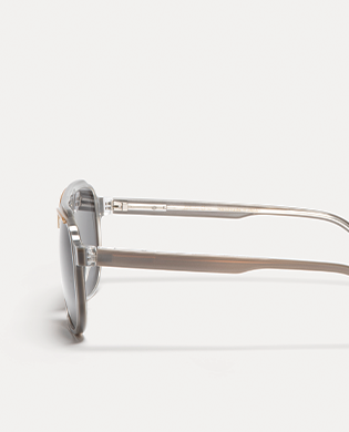 Article One Terra SILVER BLONDE w/DARK GREY CR39 POLARIZED LENS Side