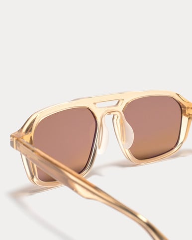 Article One x Mission Workshop Vintage Crystal Detail