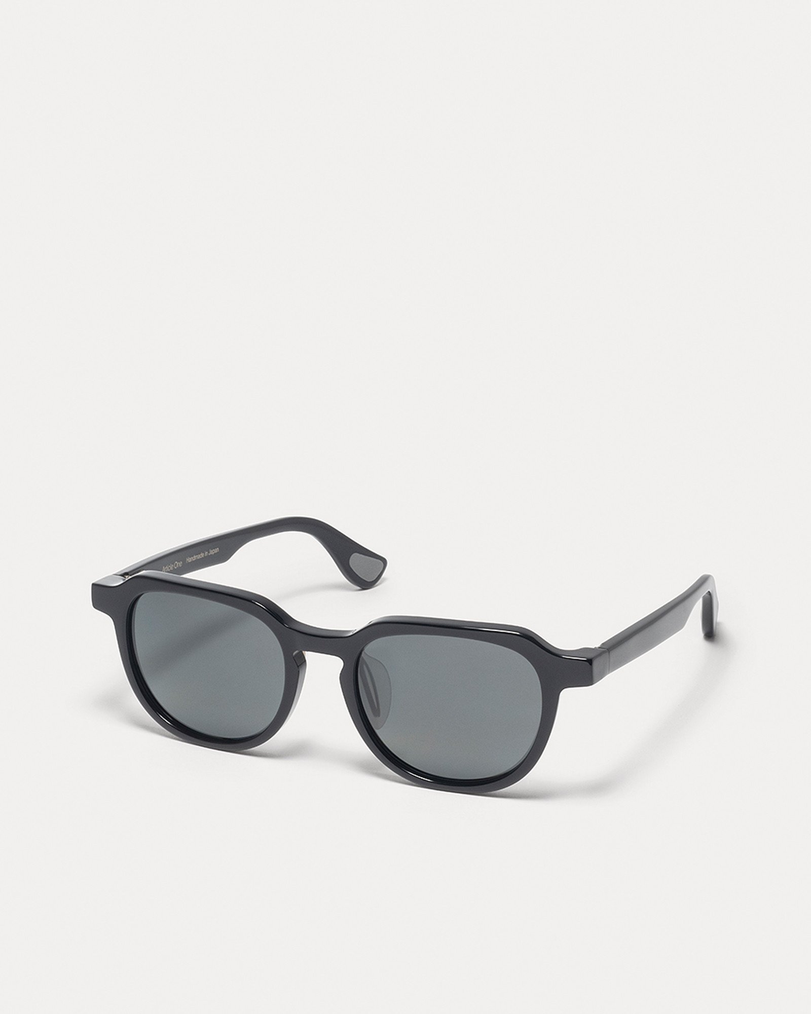 Article One Moon 2.0 BLACK w/TR18 GREY POLARIZED LENS qa