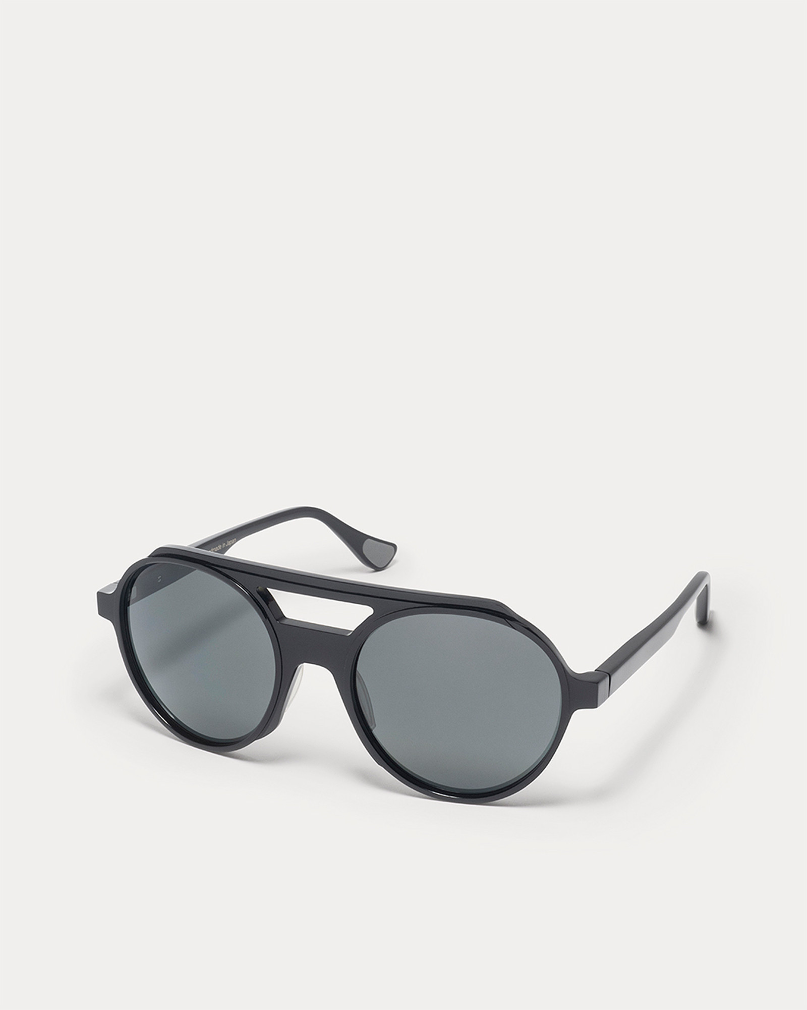 Article One Wabasis BLACK w/TR18 GREY POLARIZED LENS qa