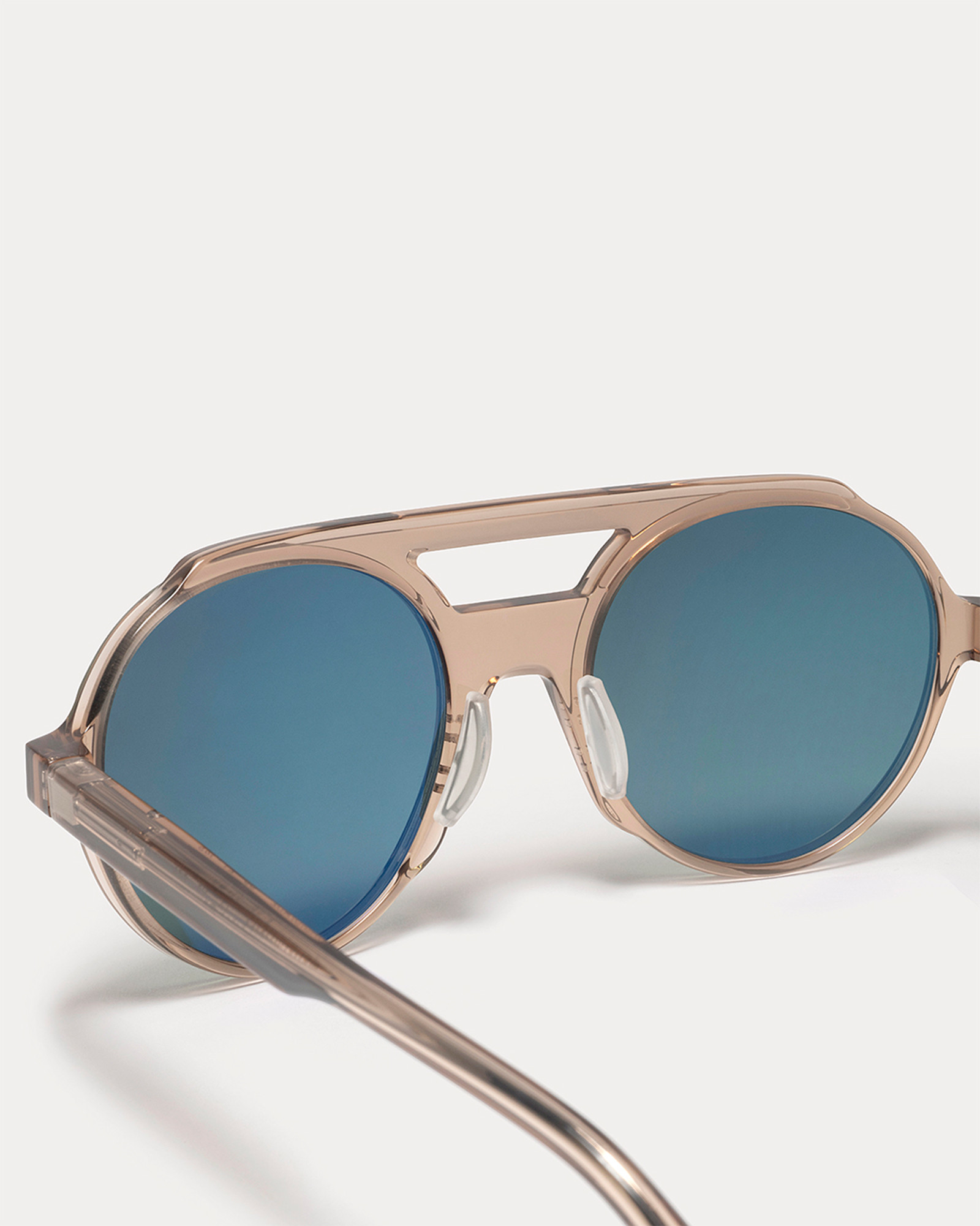 Article One Wabasis ANTIQUE BRONZE w/TR18 G15 POLARIZED LENS details