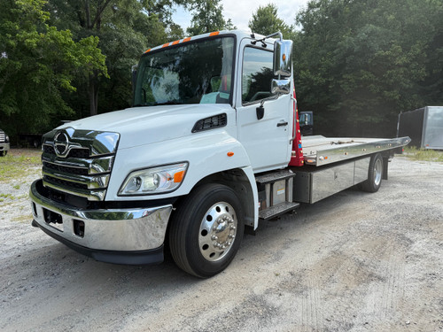 2023 Hino L6