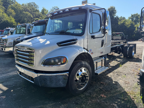 2027 Freightliner M2 extended cab silver