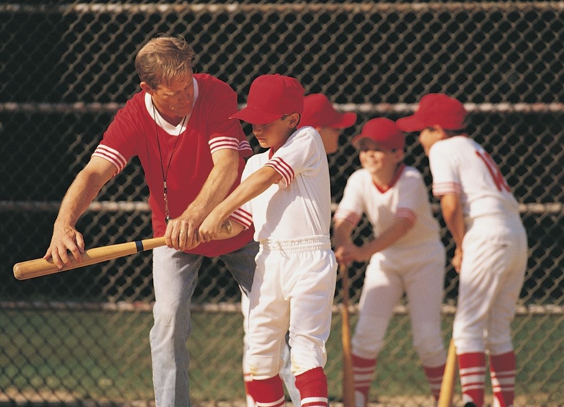 How To Pick The Right Bat Size For Youth Ballplayers