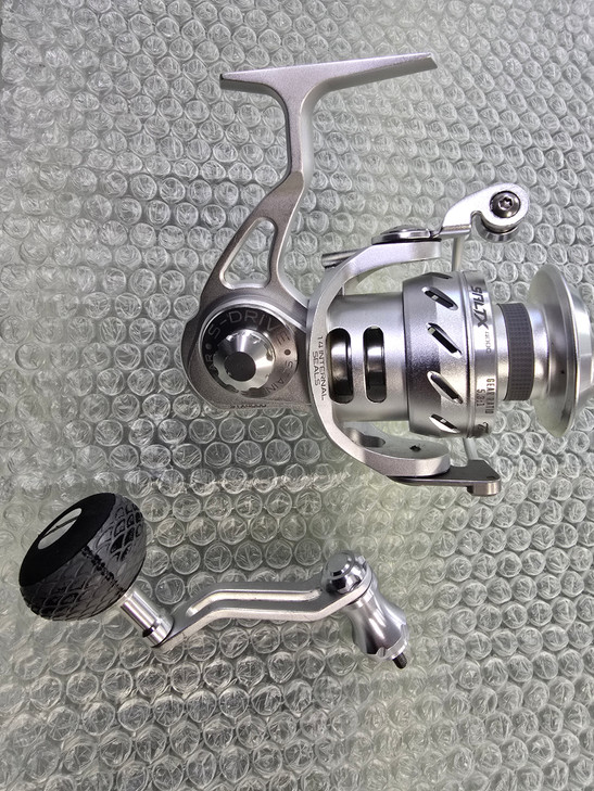 Used Tsunami SaltX I First Edition Spinning Reel 4000