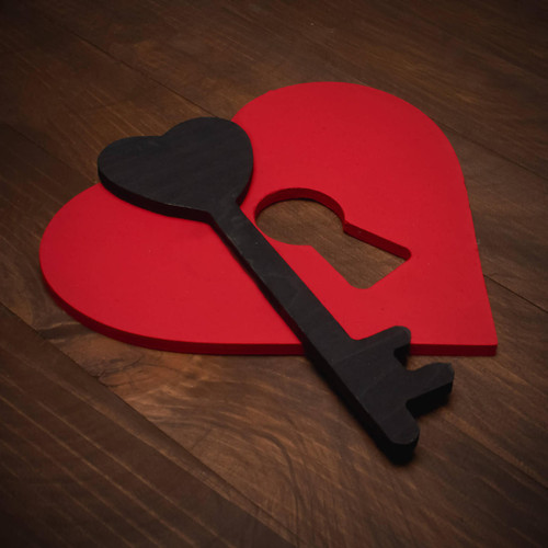 Woodpeckers Crafts Wood Heart with Keyhole Medium Cutout, 8" x 7" 