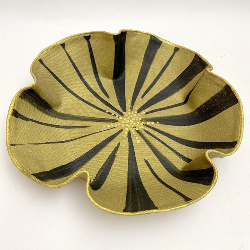 Carole Shiber Designs Pinwheel Charger, Black on Bronze