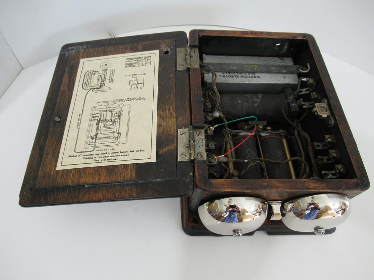 Western Electric 295 oak subset with outside nickel bells is a