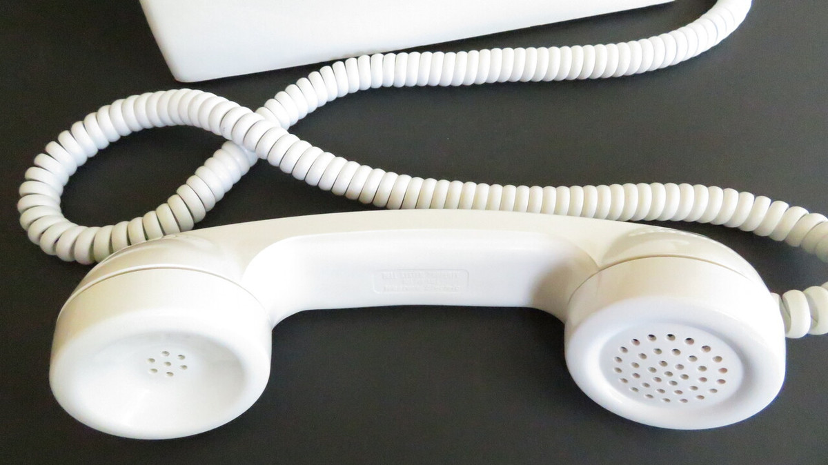 Western Electric White 554 rotary dial wall telephone | Old Phone Shop
