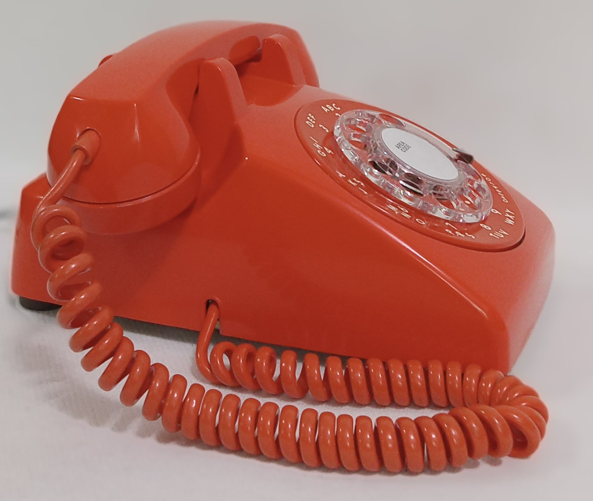Stromberg Carlson/ITT ORANGE desk phone 500 works - Old Phone Shop