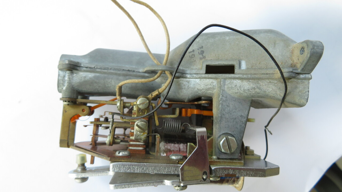 Coin relay with hopper for Western Electric 233G payphone | Old Phone Shop