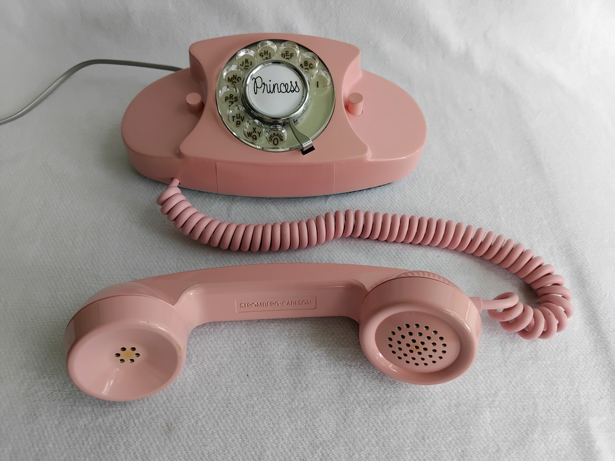 Stromberg Carlson Pink Petite phone more rare than the Princess