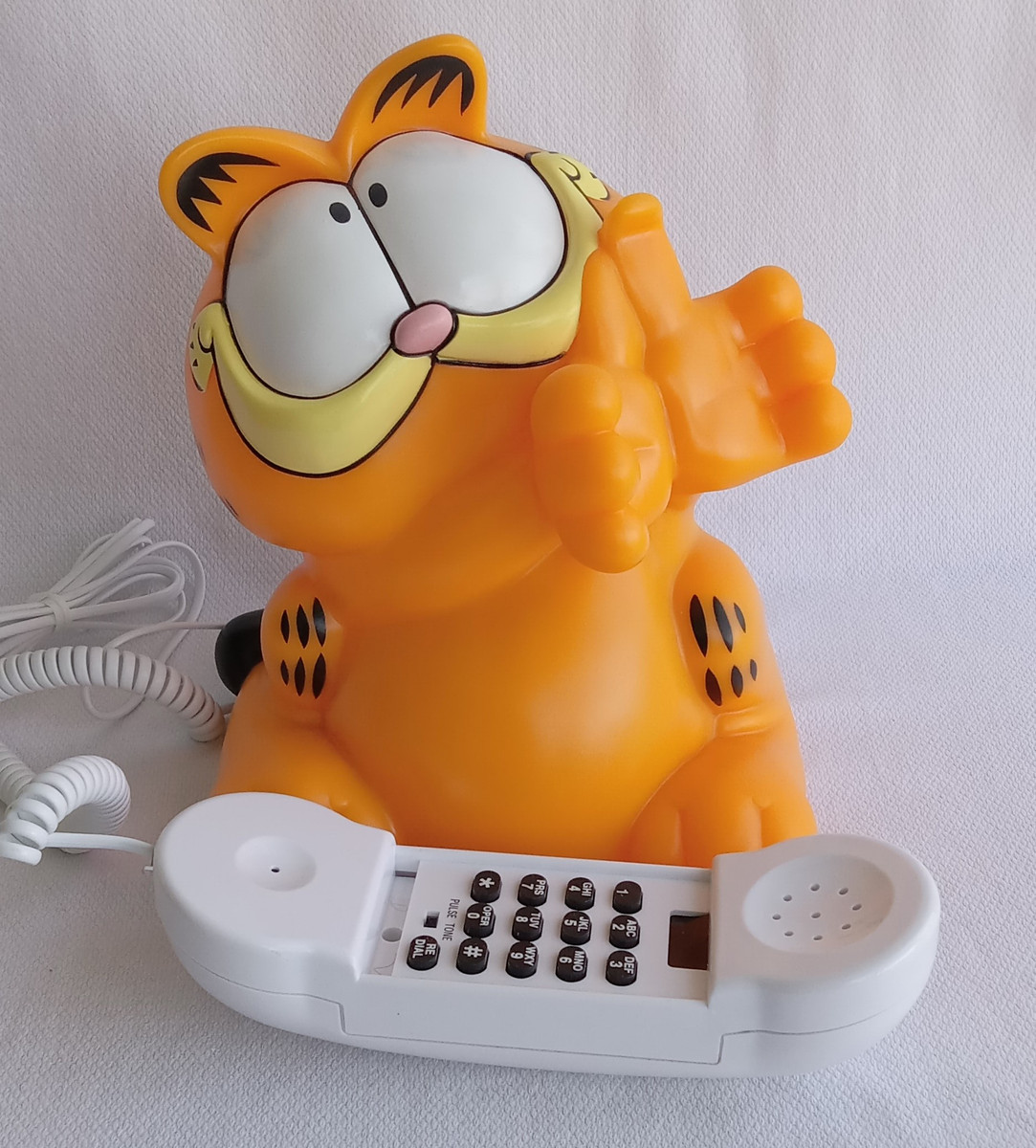 Garfield Telephone, Talking Cat Telephone, NEW - Old Phone Shop Store
