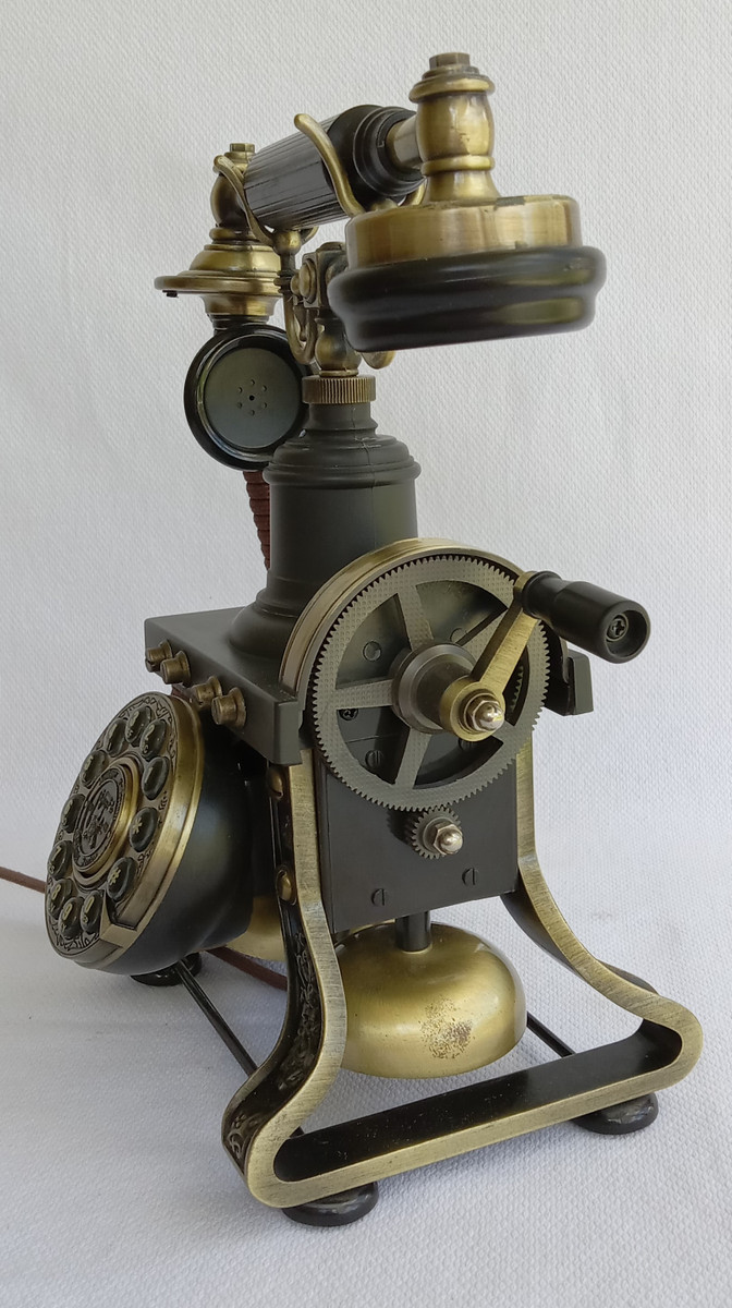 Antique phone Paramount Eiffel Tower 1892 , works - Old Phone Shop