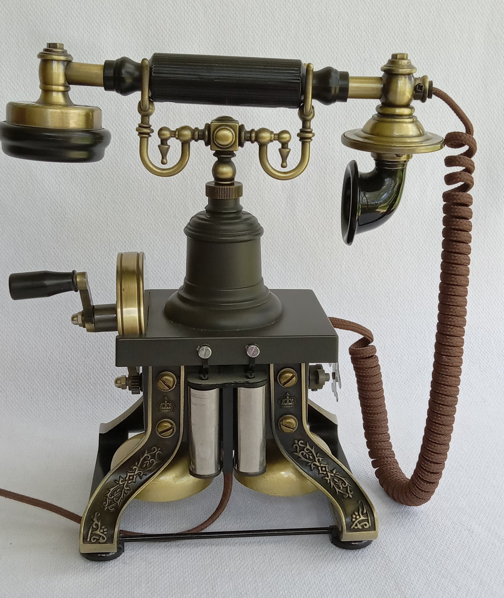 Antique phone Paramount Eiffel Tower 1892 , works - Old Phone Shop