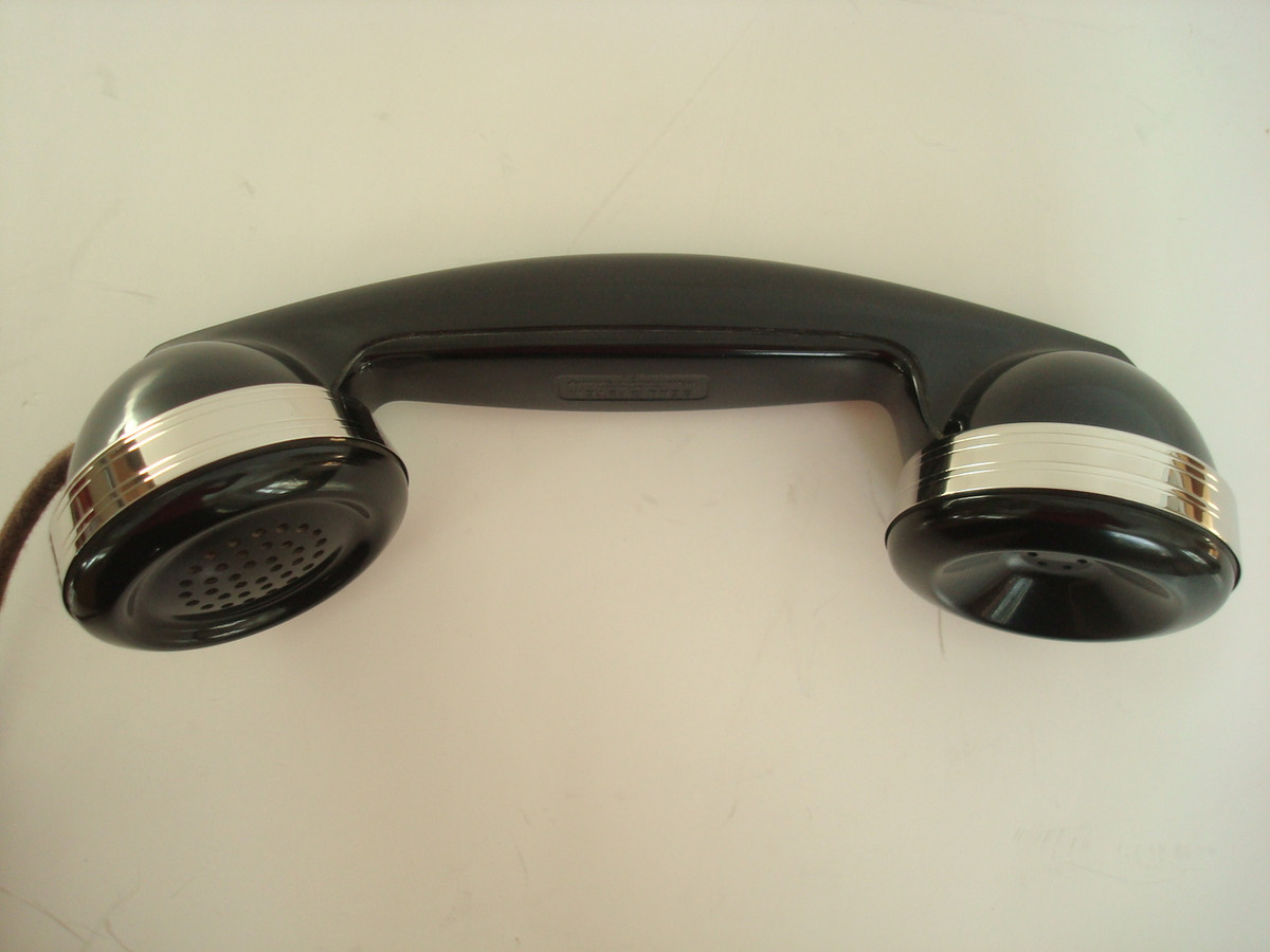 Western Electric 202 with Chrome banded F1 handset - Old Phone