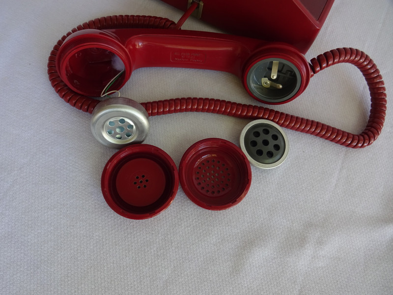   Western Electric telephone Red 2500 touch tone beauty Works  