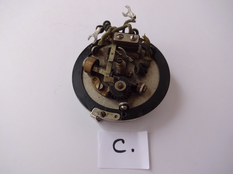 Mercedes dial with Chrome finger wheel 