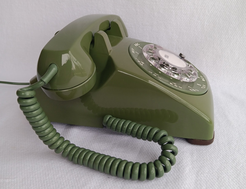 500 series rotary telephone  Moss Green 
