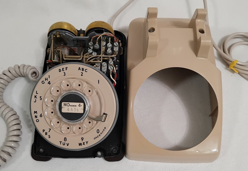 Western Electric 500 desk phone Rose Beige WE 1959  "MOhawk 4"