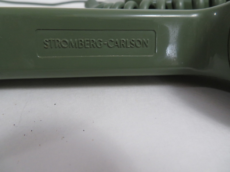 Green  Stromberg Carlson 1543 cut corners telephone