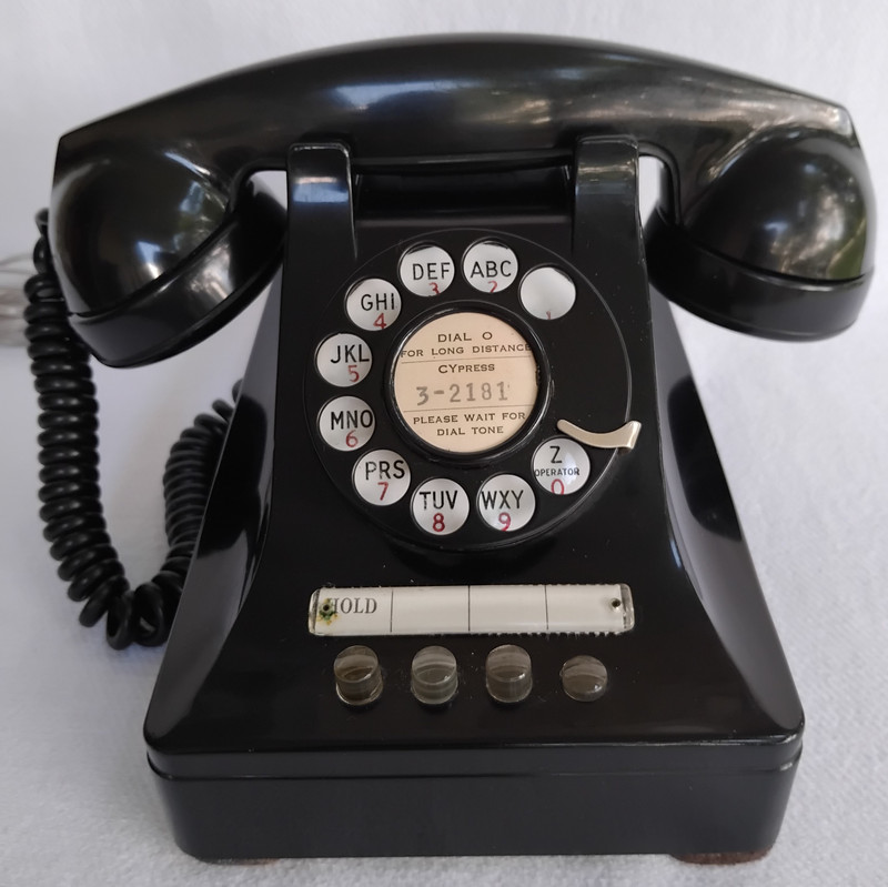 302 Multi line telephone EG 444