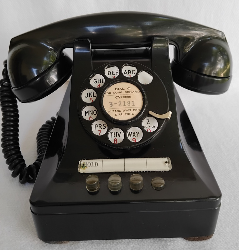 302 Multi line telephone EG 444