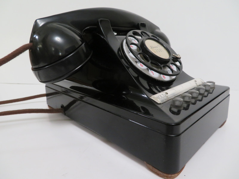 302 Multi line telephone EG 44E