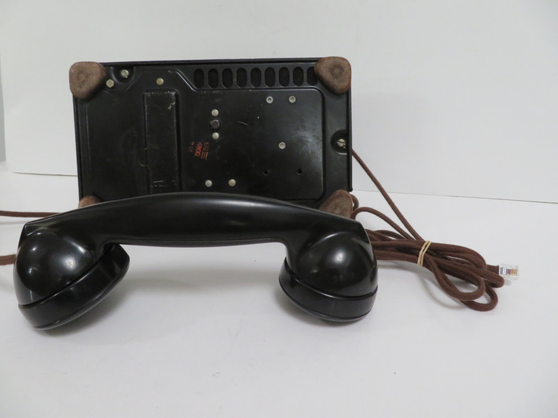 302 Multi line telephone EG 44E