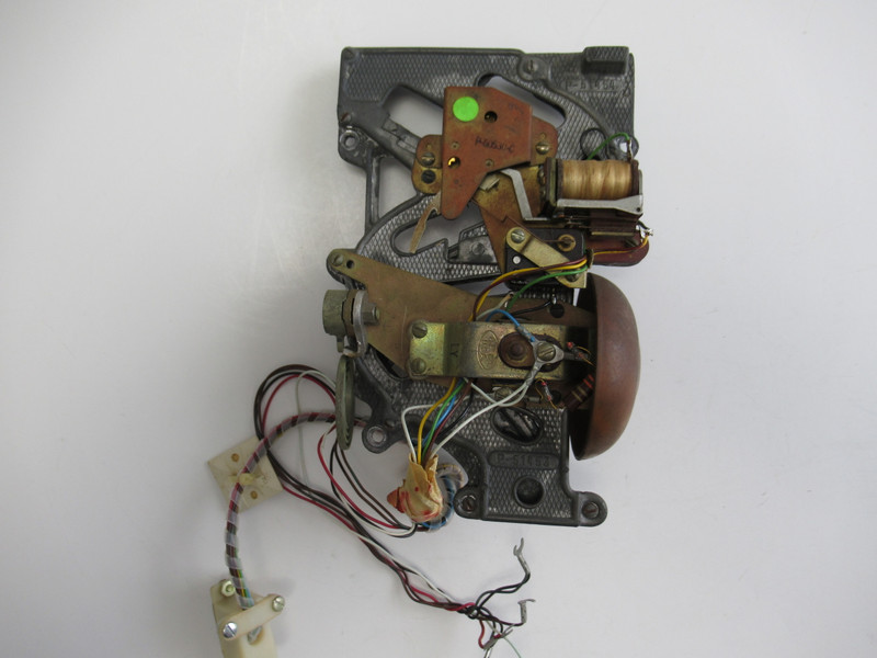 Lead Coin Chute Automatic Electric w Wiring harness 