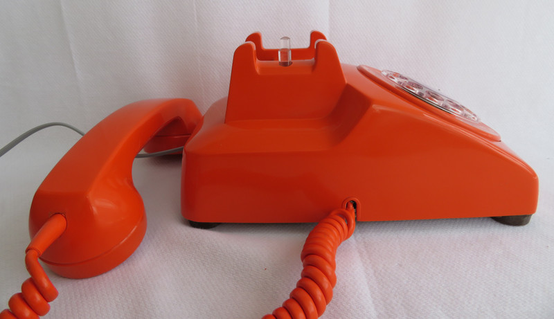 Stromberg Carlson ORANGE desk phone 500 works