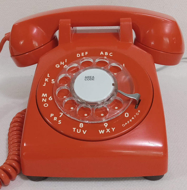 Stromberg Carlson/ITT ORANGE desk phone 500 works