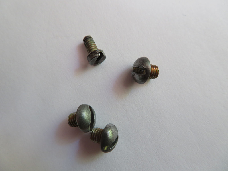 Coin Box  track Mounting screws 