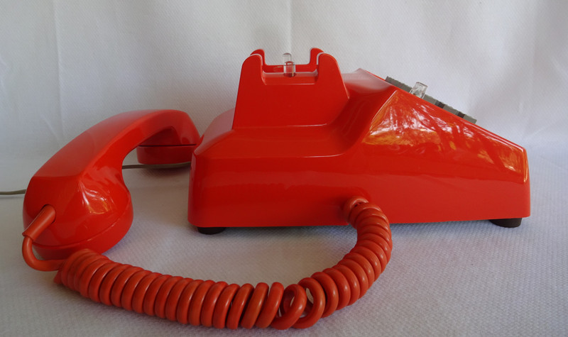 Orange 2500  Stromberg Carlson touch tone telephone