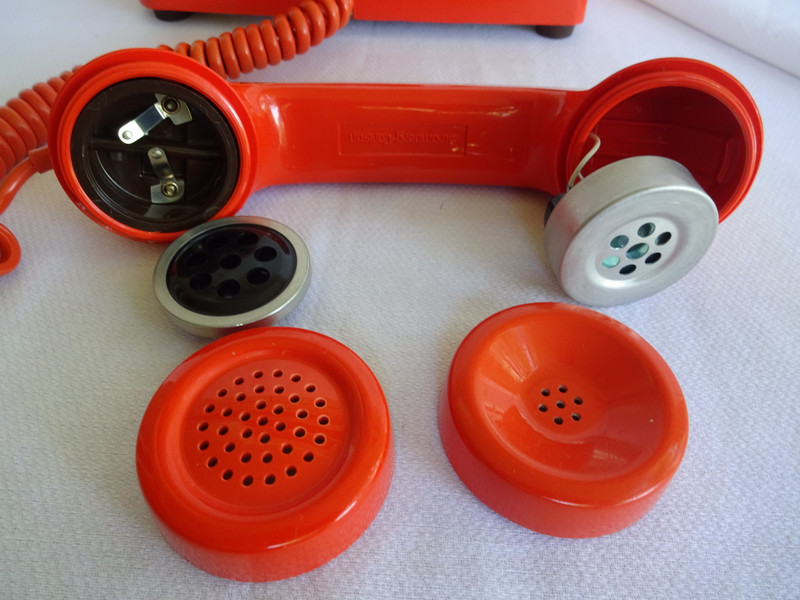 Orange 2500  Stromberg Carlson touch tone telephone